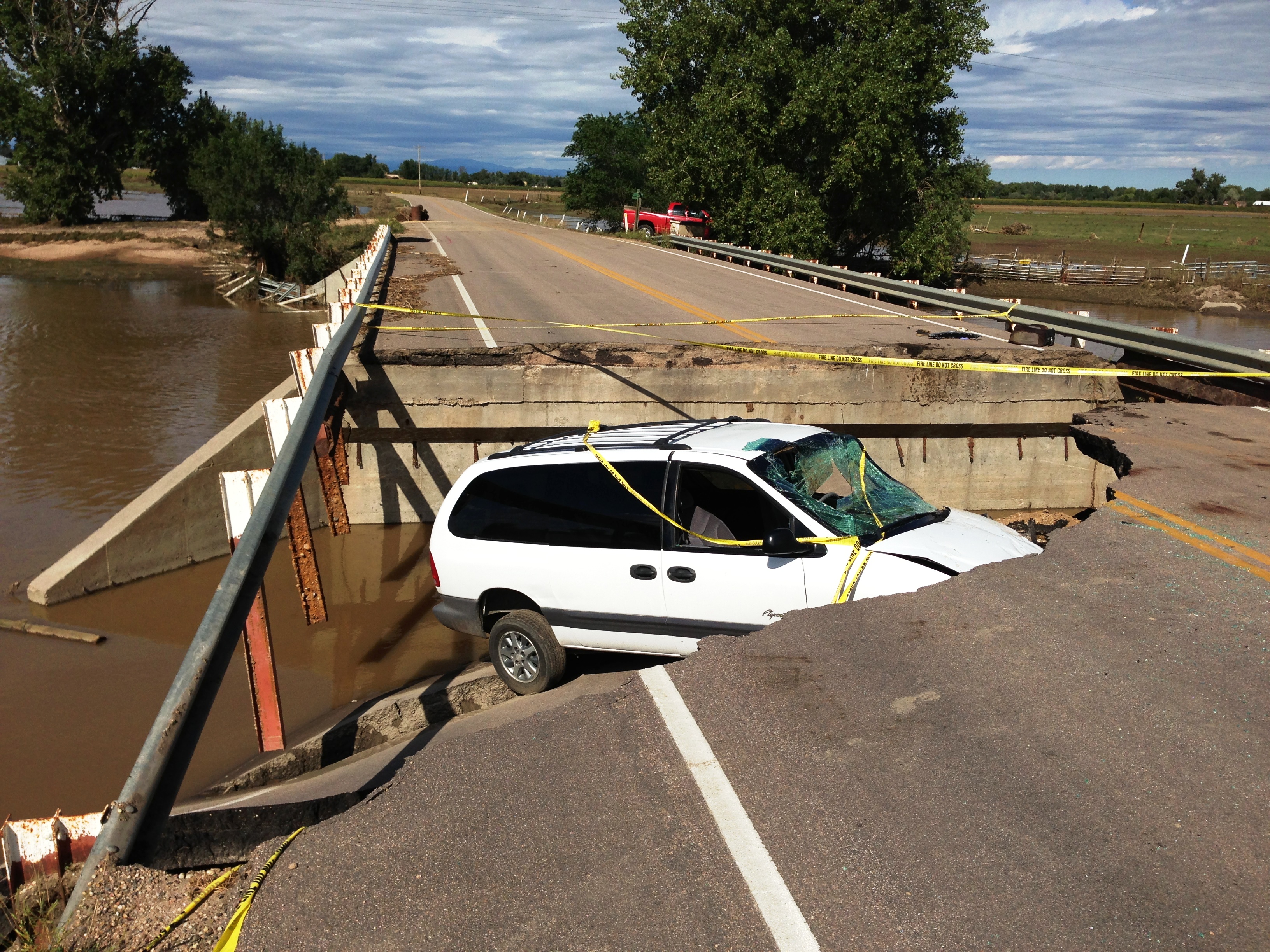 2013 Flood vehicle in destroyed road bridge